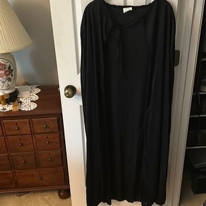 Halloween costume: Black cape